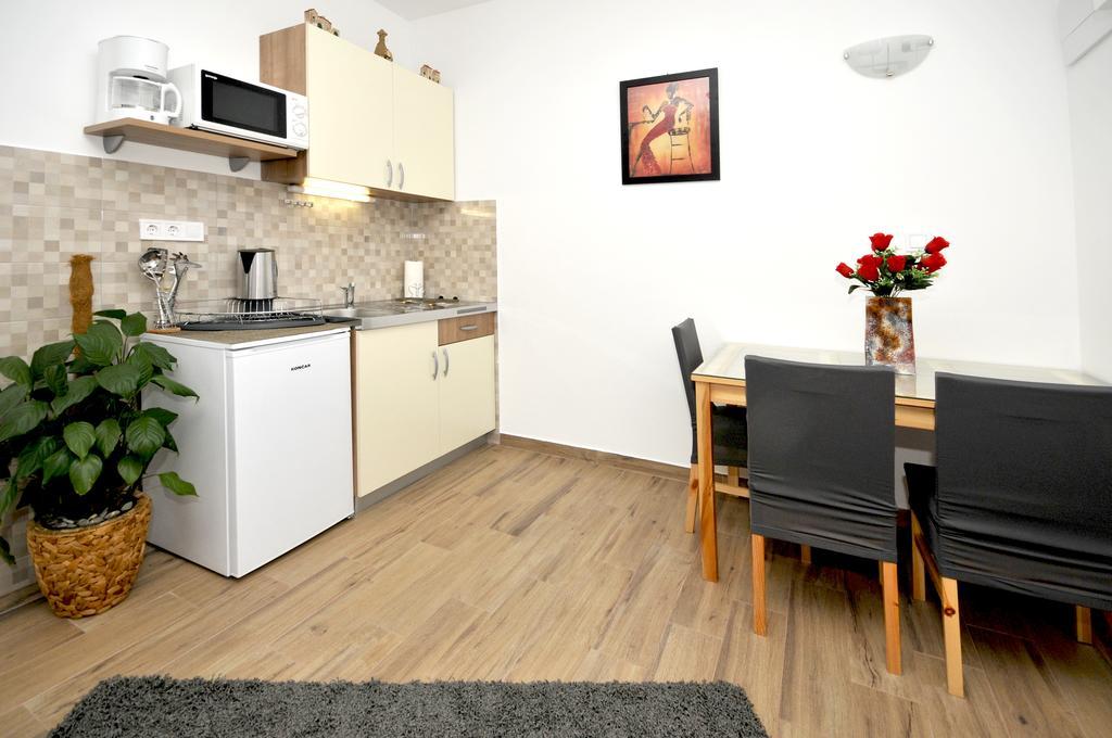 Apartments Josip 트로기르 객실 사진